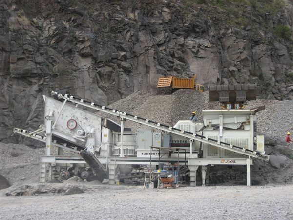 Mobile Stone Crusher at Quarry